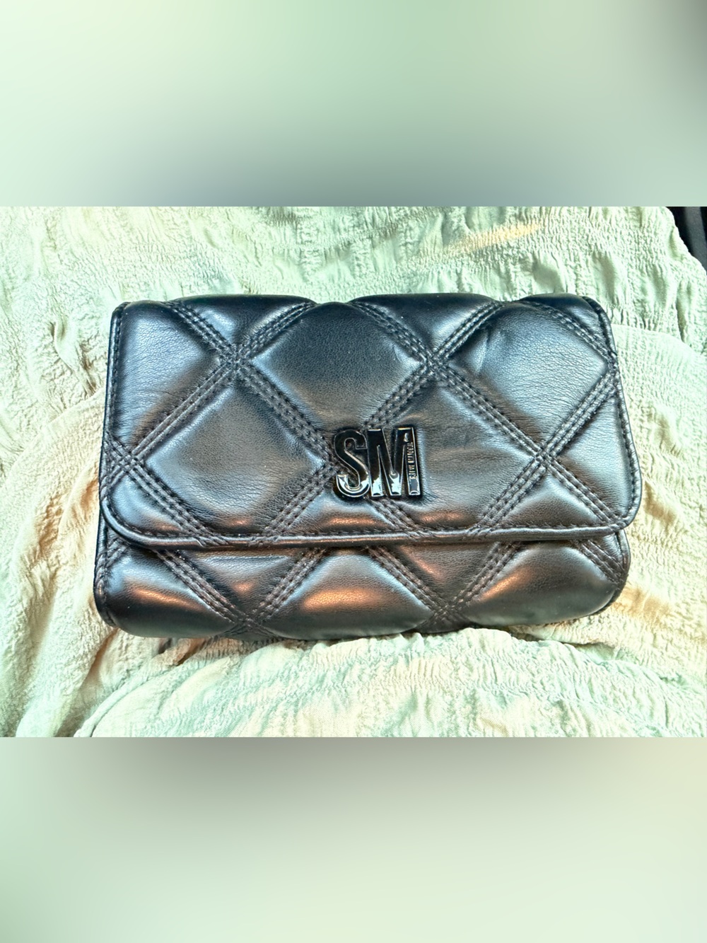 Steve Madden Quilted Black Logo Crossbody Wallet